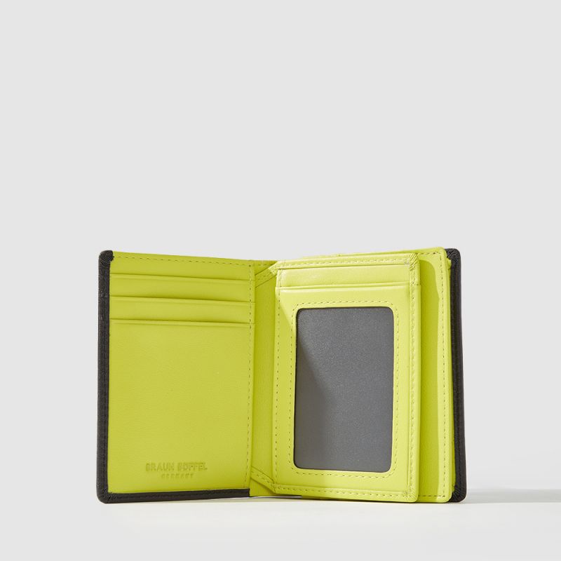 BAYE 2 FOLD CENTRE FLAP WALLET WITH COIN COMPARTMENT