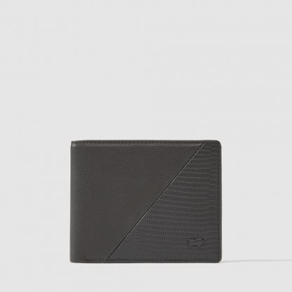 QUANTUM WALLET WITH COIN COMPARTMENT