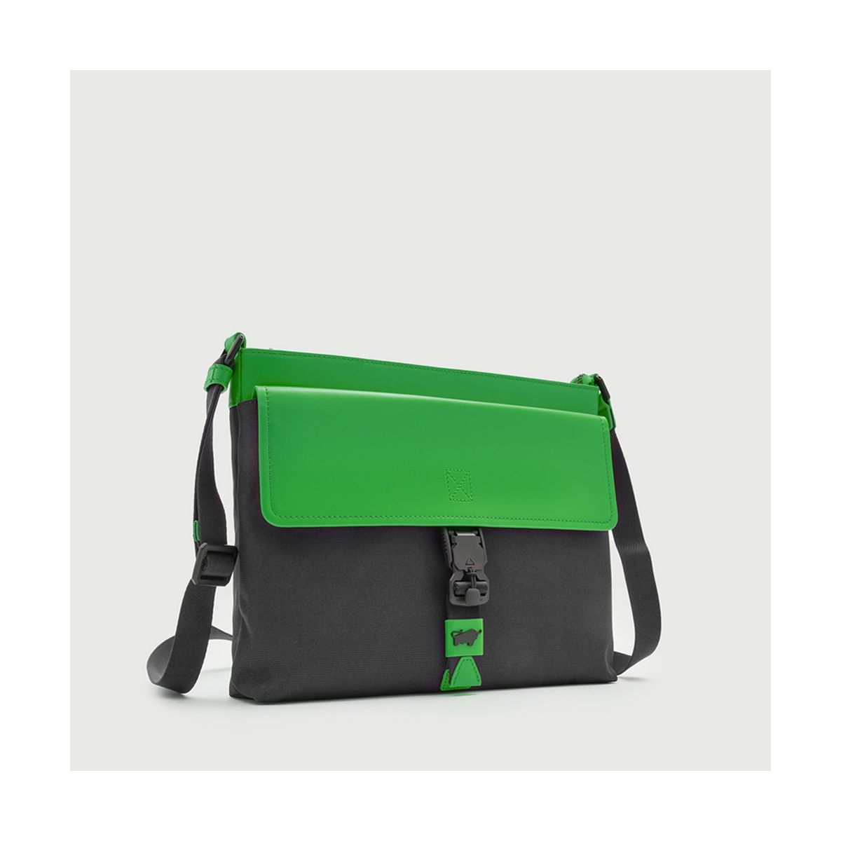 EVERYDAY BAG 2.0 , Roll Top Messenger Bag with AustriAlpin Cobra® &  Fidlock® Buckle // Techwear Sling Bag // X-PAC™ VX21